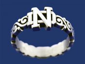 Ladies Swirl Band with ND Logo